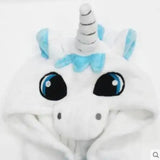 Offrez à vos enfants une expérience de sommeil unique avec nos Kigurumi en flanelle, représentant des animaux comme des licornes, des ours, et plus encore. Parfait pour garder vos petits au chaud pendant les nuits froides, chaque onesie est conçu pour maximiser le confort grâce à sa flanelle douce et épaisse. Laissez leurs imaginations s'envoler dans des rêves d'aventures fantastiques avec leurs nouveaux Amis animaux.
