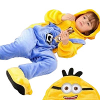 Plongez dans notre collection diversifiée de Kigurumi bleu pour enfants et découvrez le parfait équilibre entre fonctionnalité et fantaisie. Avec des options allant de la licorne au chat, chaque pièce est conçue pour apporter un sourire aux visages des enfants et offrir une chaleur inégalée, faisant de l'heure du coucher le moment préféré de leur journée.