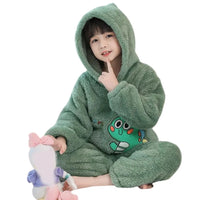 Optez pour nos pyjamas en flanelle et polaire coral et donnez à vos enfants le cadeau du confort ultime chaque nuit. Idéaux pour toutes les saisons, en particulier l'automne et l'hiver, ils sont conçus pour garder vos enfants au chaud tout en ajoutant une touche ludique à leur garde-robe de nuit grâce aux adorables motifs d'ours cartoon. Parfaits pour dormir ou simplement se prélasser à la maison, ils offrent un excellent Rapport qualité-prix.